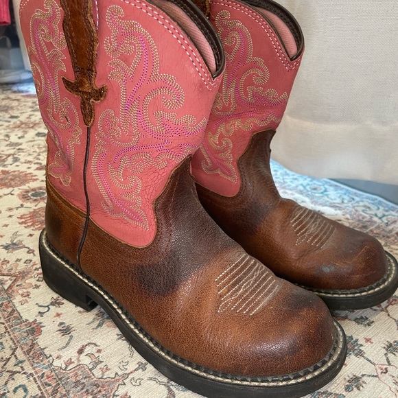 Ariat Women’s Pink and Brown Leather Cowboy Boots - Picture 3 of 6